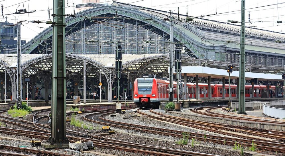 Der Kölner Hauptbahnhof wird im November für zehn Tage gesperrt. Das hat massive Folgen für Reisende aus Koblenz. Der Kölner Hauptbahnhof wird im November für zehn Tage gesperrt. Das hat massive Folgen für Reisende aus Koblenz.