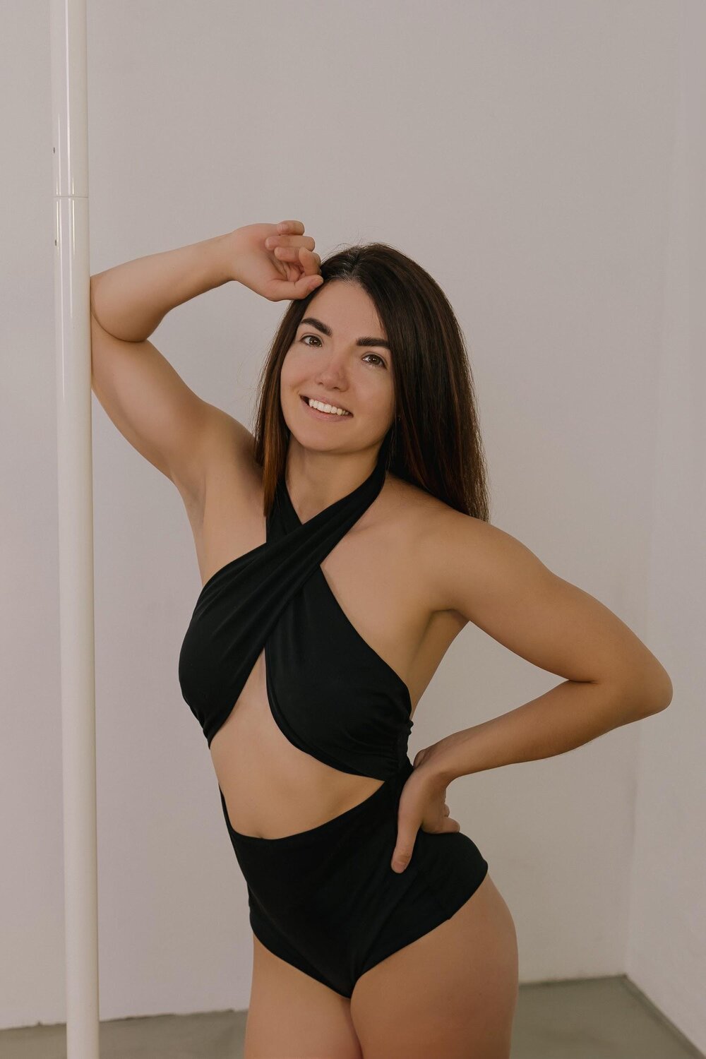 Tatiana Ostrovska (30) eröffnet ihr zweites Pole Dance Studio in Koblenz Lützel Tatiana Ostrovska (30) eröffnet ihr zweites Pole Dance Studio in Koblenz Lützel