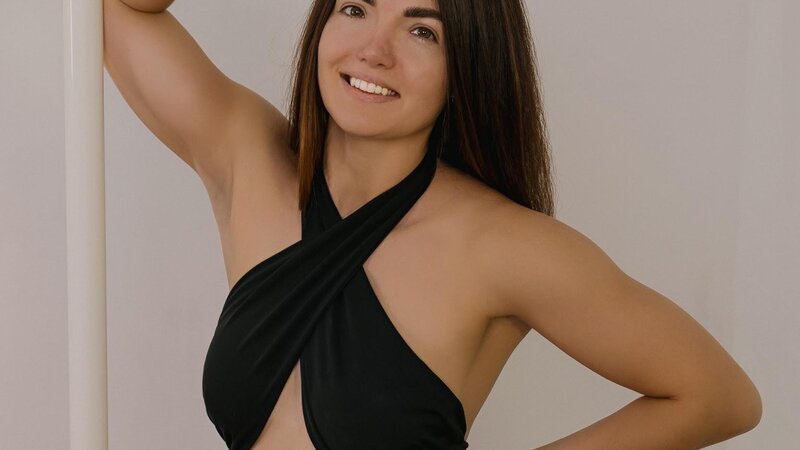Tatiana Ostrovska (30) eröffnet ihr zweites Pole Dance Studio in Koblenz Lützel