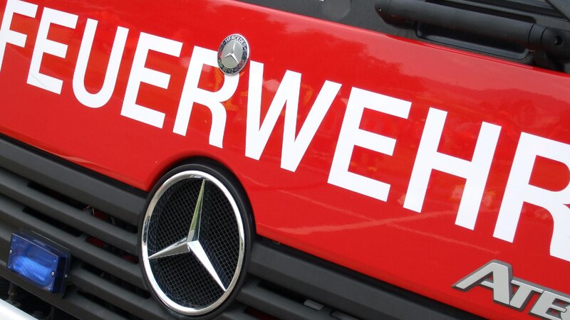 Bei einem Brand in Pfaffendorf wurde eine Person verletzt.