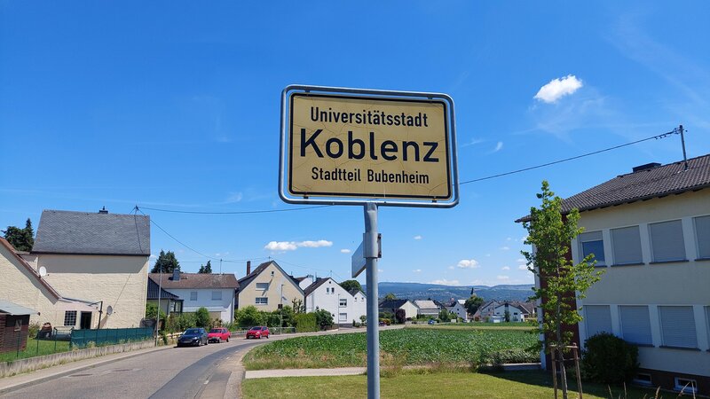 Einfahrt Bubenheim aus Richtung Rübenach
