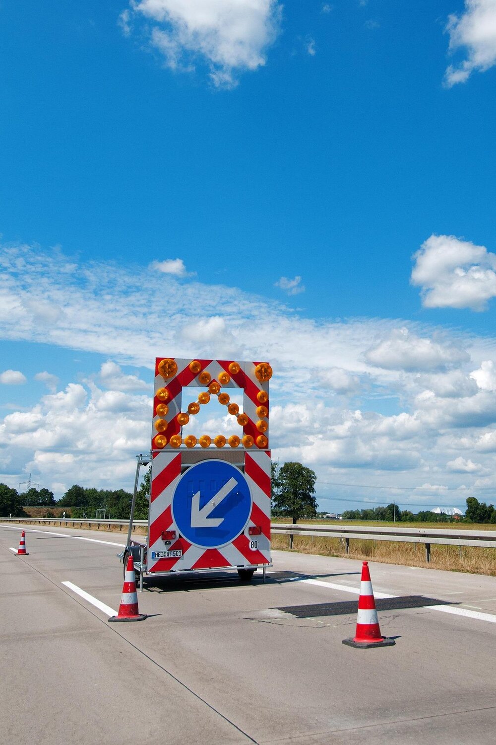 Straßensperrung (Symbolbild) Straßensperrung (Symbolbild)