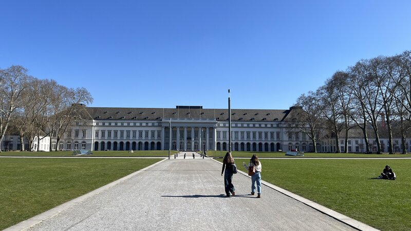 Am Kurfürstlichen Schloss haben in der Vergangenheit schon etliche Weltstars der Musikszene ihr Publikum begeistert.
