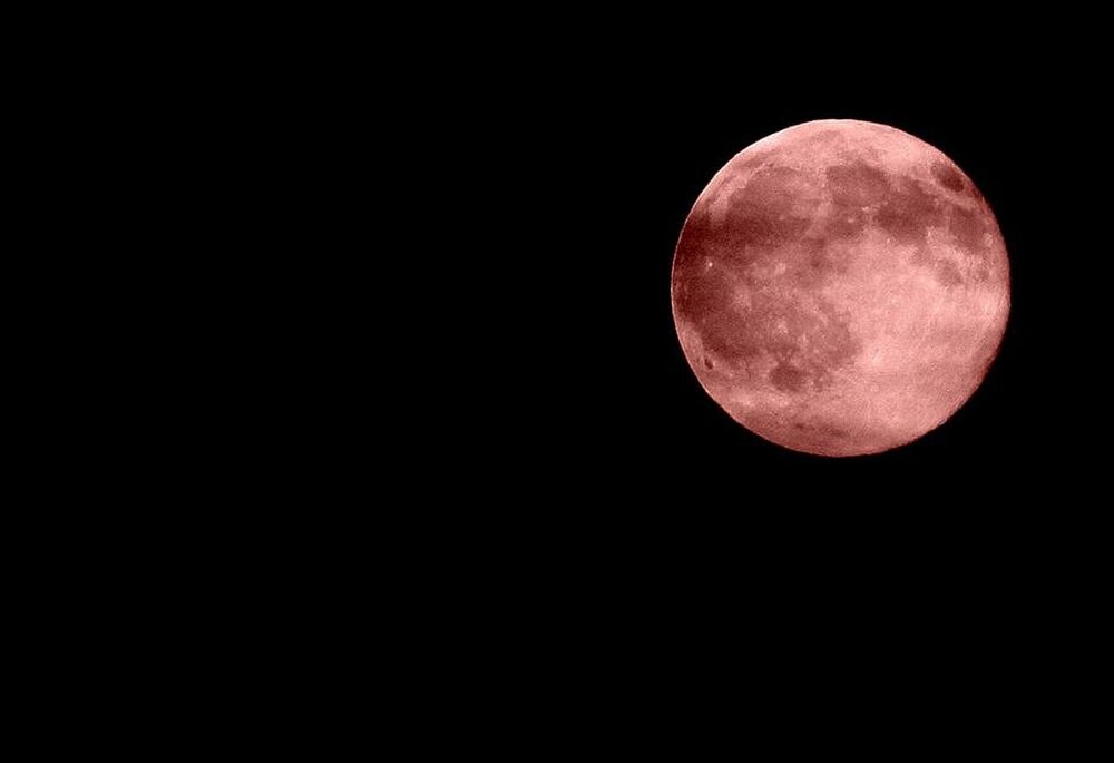 Rötlicher Mond (Symbolbild) Rötlicher Mond (Symbolbild)