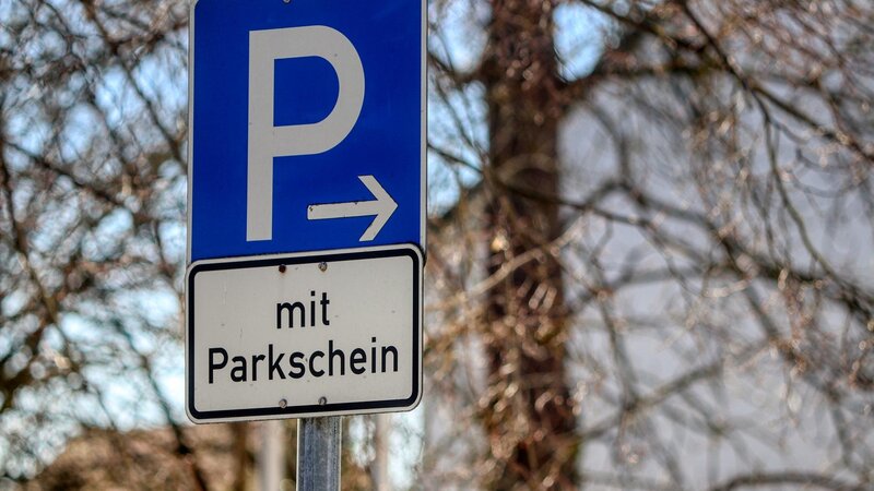 Einmal falsch geparkt und schon ist es da: Das Knöllchen.