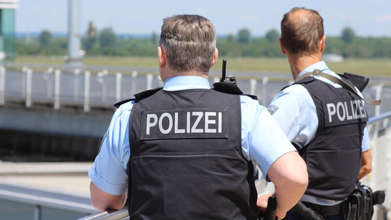 Die Polizei hat ein vorläufiges Fazit zum bisherigen Verlauf der Nature One 2026 gezogen.