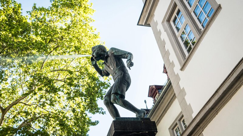 Die Schängelfigur am Willi-Hörter-Platz in der Altstadt.