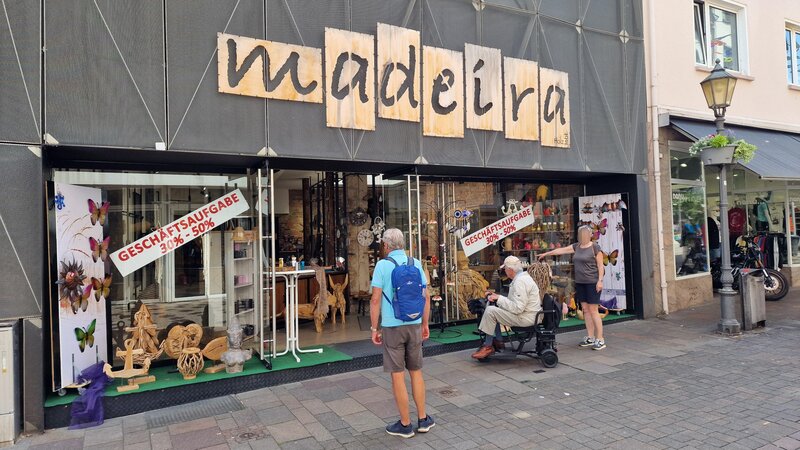 Das Möbelgeschäft "madeira" im Entenpfuhl in Koblenz schließt.