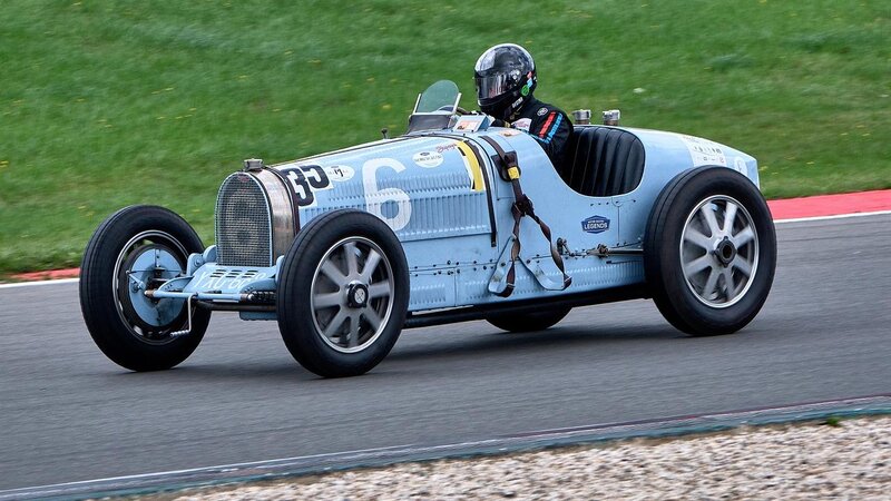 Oldtimer auf dem Nürburgring, Symbolbild