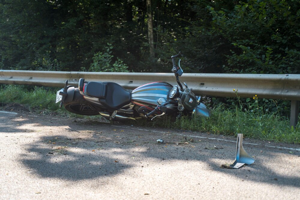 Verunglücktes Motorrad bei Eitelborn.