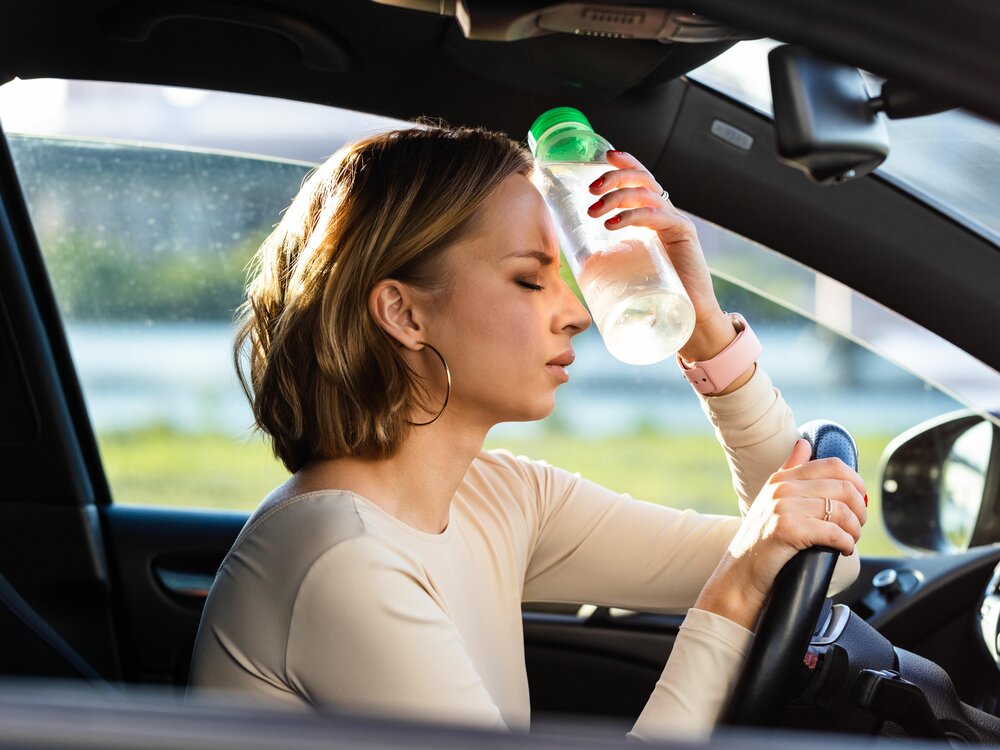 Der ADAC Mittelrhein warnt vor erhöhtem Verkehrsaufkommen und gibt Tipps für die erste Hitzewelle des Jahres. Der ADAC Mittelrhein warnt vor erhöhtem Verkehrsaufkommen und gibt Tipps für die erste Hitzewelle des Jahres.