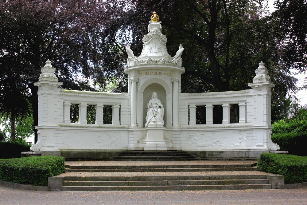 Kaiserin Augusta Denkmal Kaiserin Augusta Denkmal