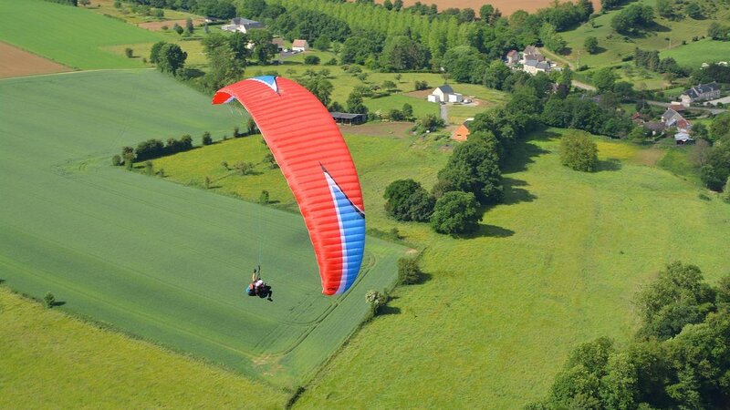 Paragliding (Symbolbild)