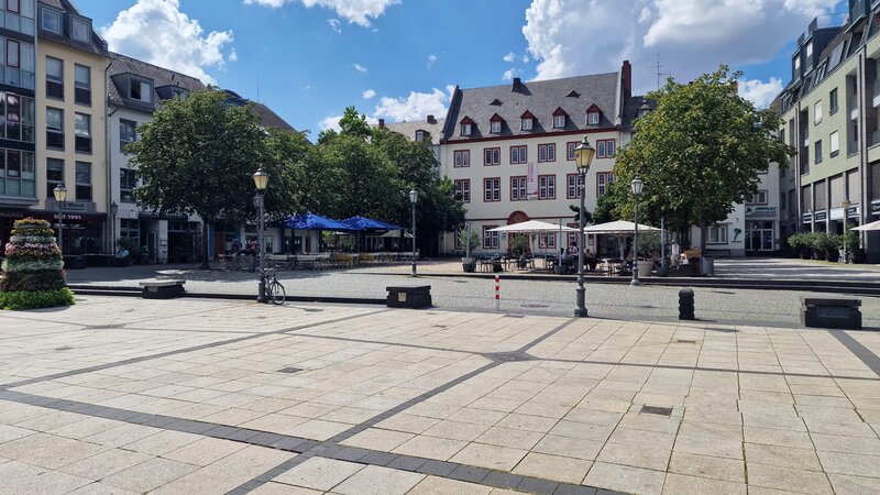 Münzplatz mit Haus Metternich in Koblenz.