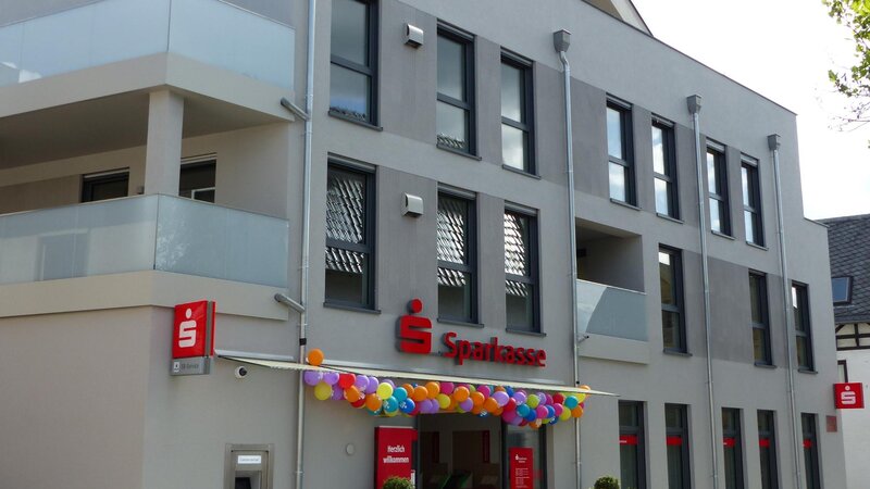 Die neue Geschäftsstelle der Sparkasse Koblenz im Stadtteil Horchheim.