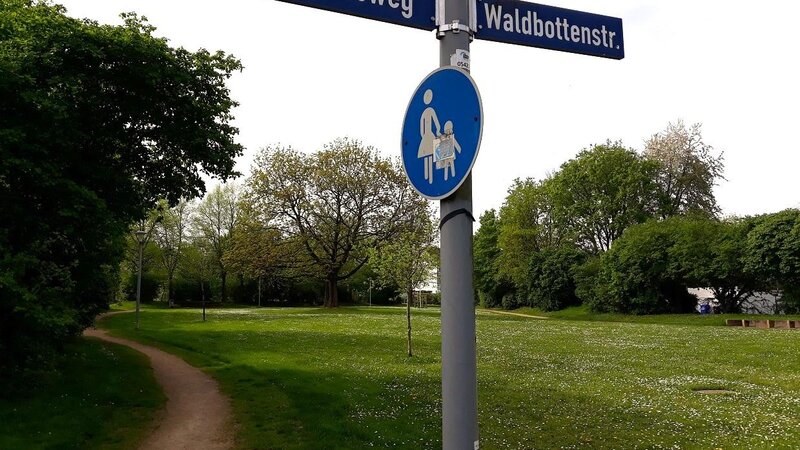 In Koblenz-Neuendorf entsteht eine neue, 600 Meter lange Grünverbindung zum Rhein.