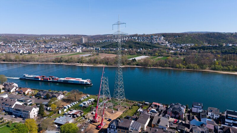 Bauarbeiten in Koblenz-Wallersheim für die Neuerung der Rheinkreuzung.