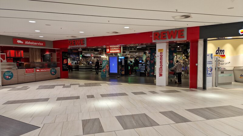 Der REWE im Löhr Center Koblenz.