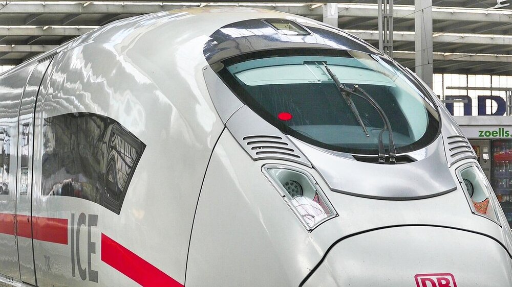 Ein ICE der Deutschen Bahn, Symbolbild