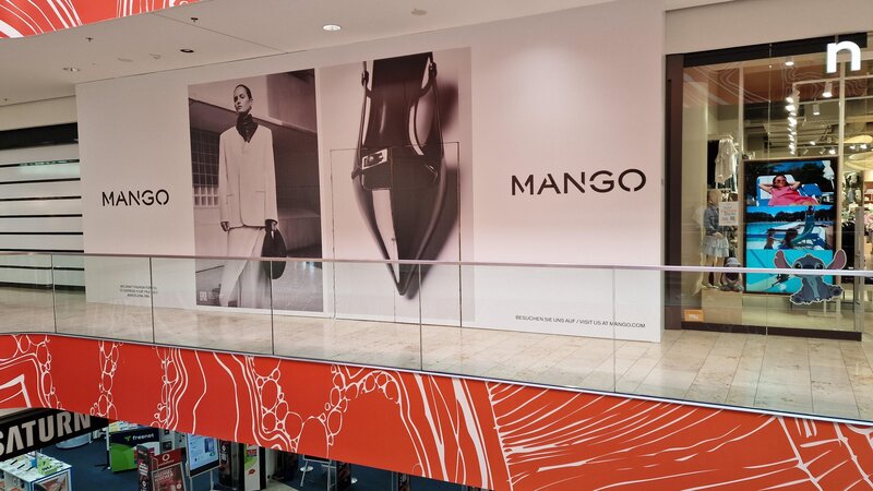 Mango eröffnet im Forum in Koblenz.