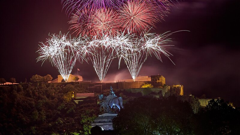 Das Feuerwerk bei Rhein in Flammen in Koblenz.