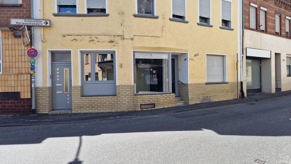 Seit der Schließung der Postfiliale im Kiosk „Eck 72“ steht Koblenz-Metternich ohne Post da. Seit der Schließung der Postfiliale im Kiosk „Eck 72“ steht Koblenz-Metternich ohne Post da.