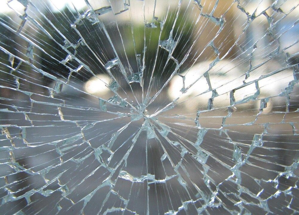 Gesplittertes Glas, Symbolbild