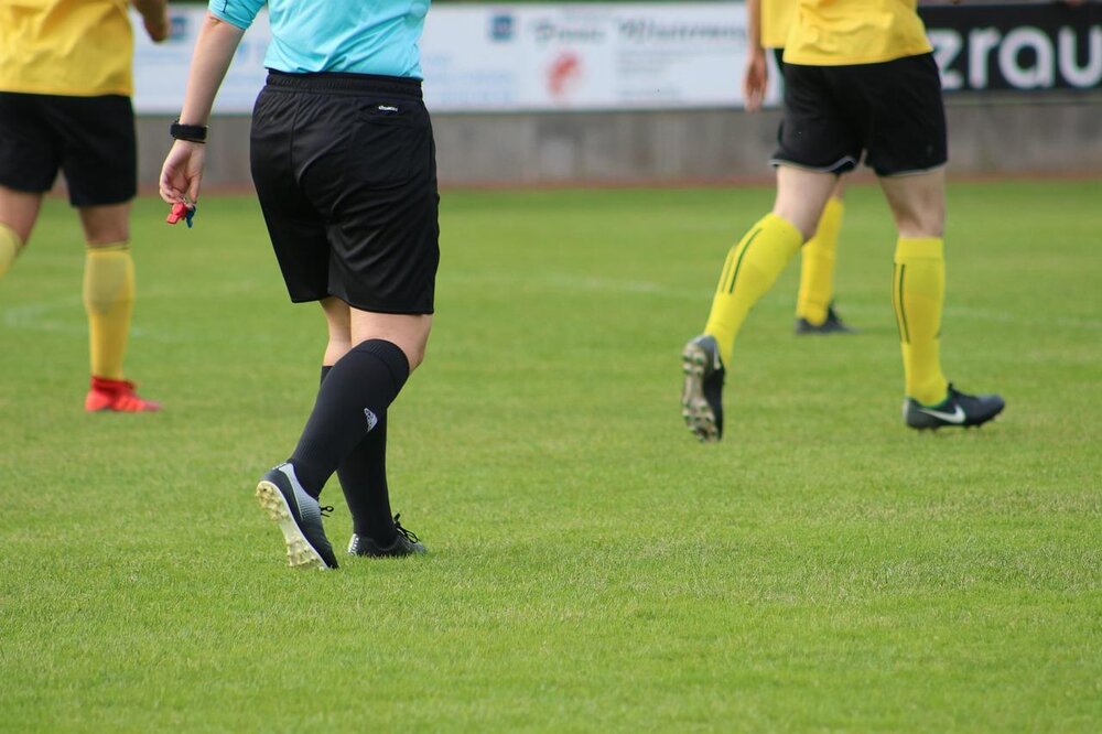 Schiedsrichter, Fußball (Symbolbild) Schiedsrichter, Fußball (Symbolbild)