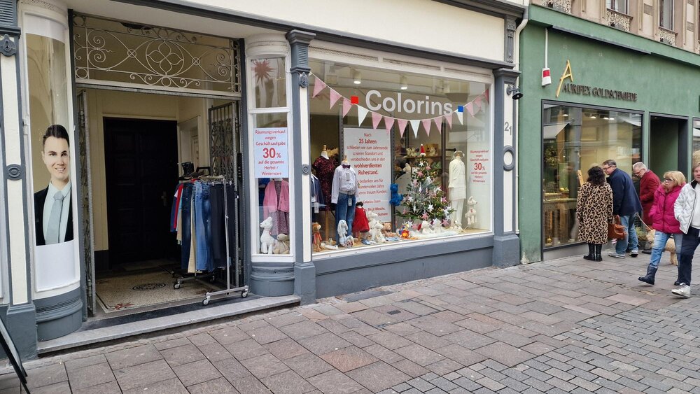 Der Kindermodeladen Colorins in der Koblenzer Altstadt schließt. Der Kindermodeladen Colorins in der Koblenzer Altstadt schließt.