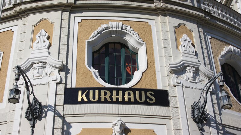 Die Fassade des Kurhauses.