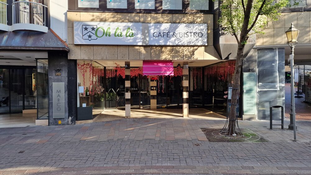 "Oh la la" Café & Bistro, Koblenz (Außenansicht) "Oh la la" Café & Bistro, Koblenz (Außenansicht)