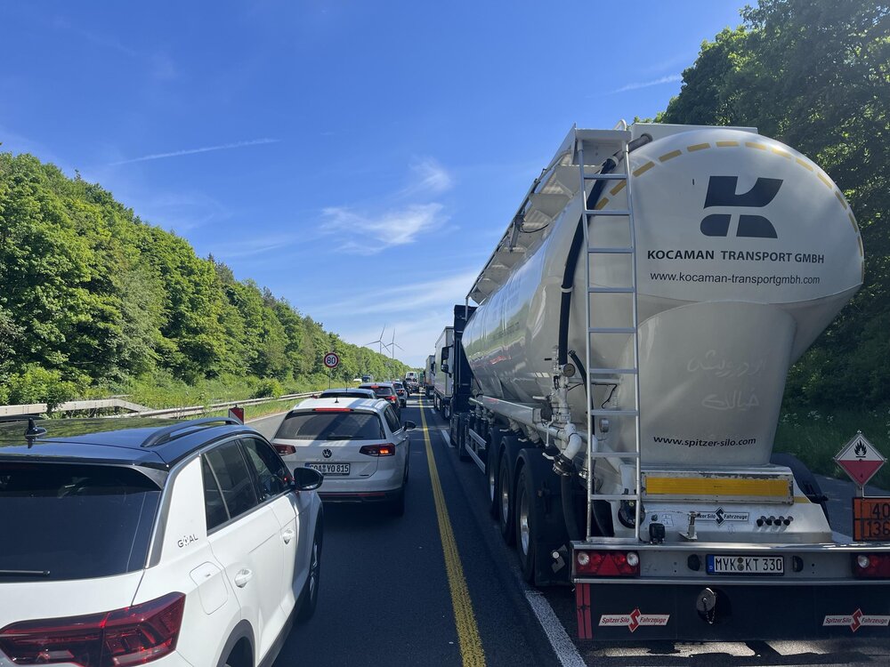 Der Stau auf der A61. Der Stau auf der A61.