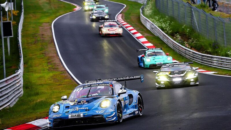 Das 24-Stunden-Rennen auf dem Nürburgring begeisterte die Zuschauer.