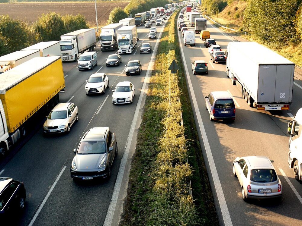 Autobahnstau (Symbolbild) Autobahnstau (Symbolbild)