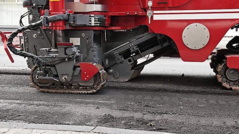 Straßenbauarbeiten (Symbolbild)