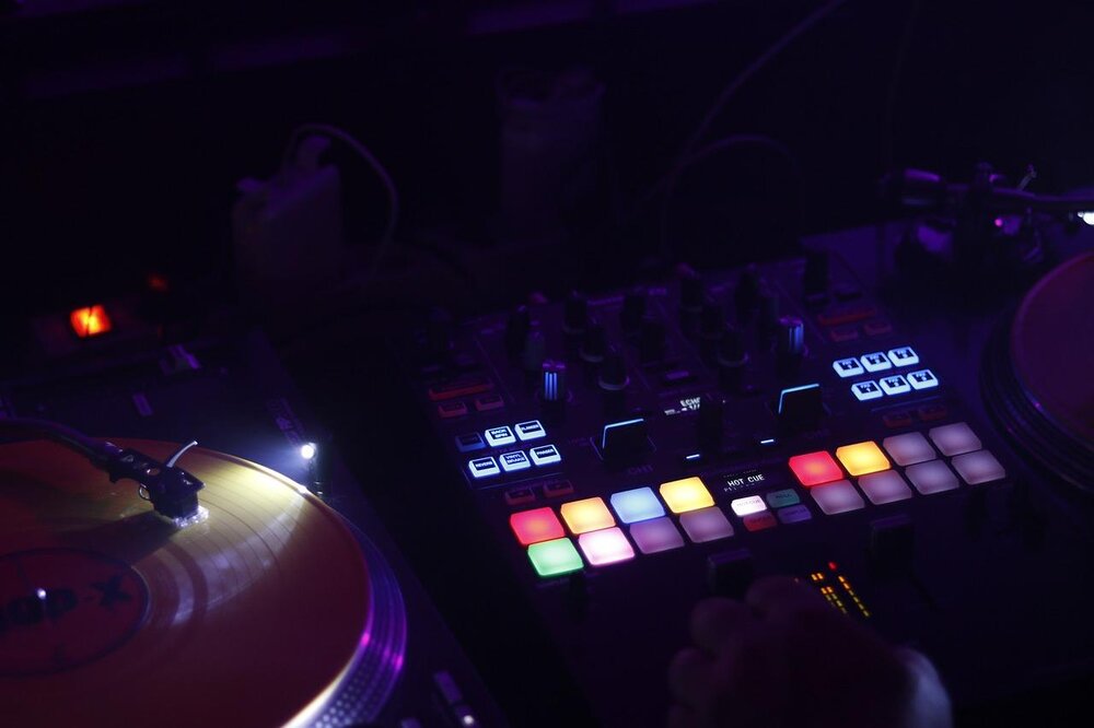 DJ-Pult, Symbolbild