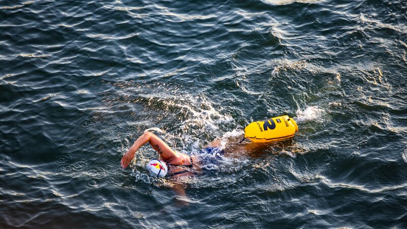 Extremschwimmerin Nathalie Pohl bei ihrem Weltrekordversuch.