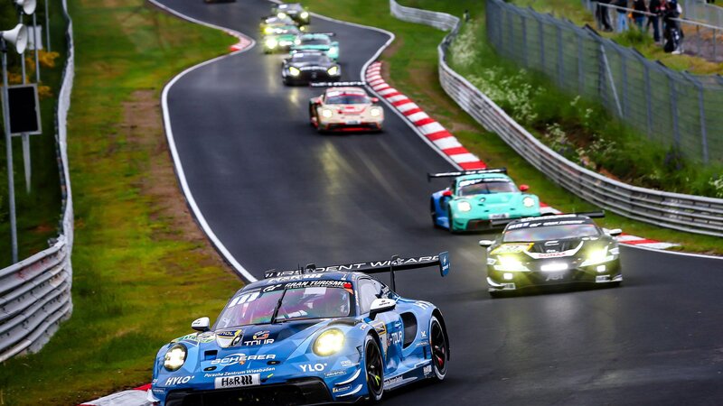 Das ADAC RAVENOL 24h Nürburgring kehrt vom 19. bis 22. Juni mit dem größten Teilnehmerfeld seit 2019 zurück.