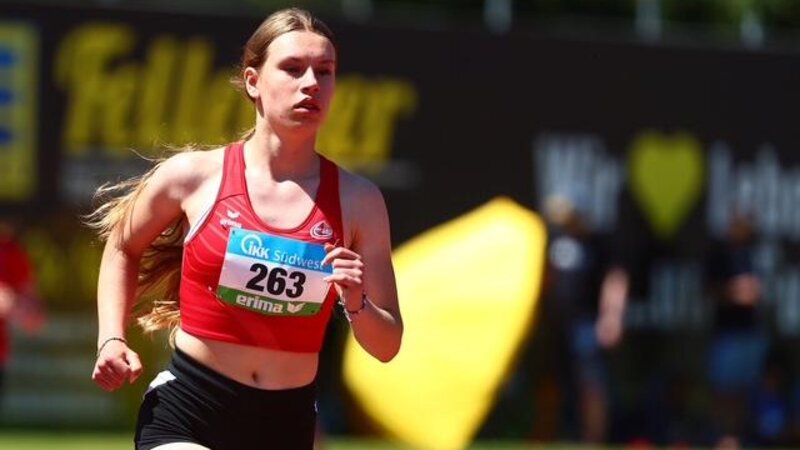 Alina Forkert gewann die Mittelstrecke über die vier Kilometer beim Crosslauf in Mayen.