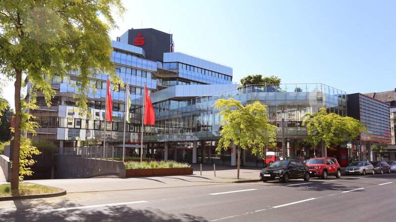Die Sparkassen-Hauptstelle in Koblenz.