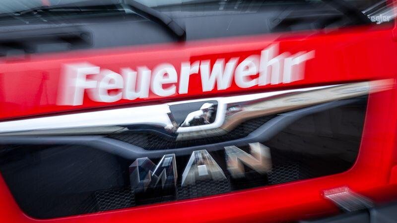 Infolge des Einsatzes kam es zu Verkehrsbeeinträchtigungen. (Symbolbild)