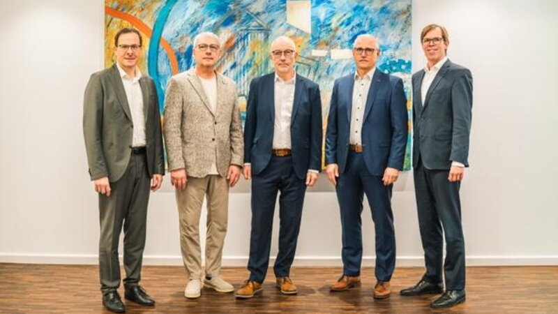 Auf Empfehlung der Vorstände haben die Aufsichtsräte der VR Bank RheinAhrEifel eG und der Raiffeisenbank Welling eG beschlossen, Fusionsgespräche aufzunehmen.
