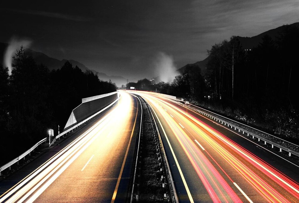 Flucht über die Autobahn (Symbolbild)