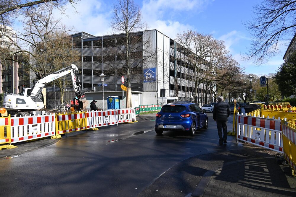 Der Kreuzungsbereich von Ludwigstraße und Südallee ist ab 8. April voll gesperrt. Eine Umleitung wird ausgeschildert.