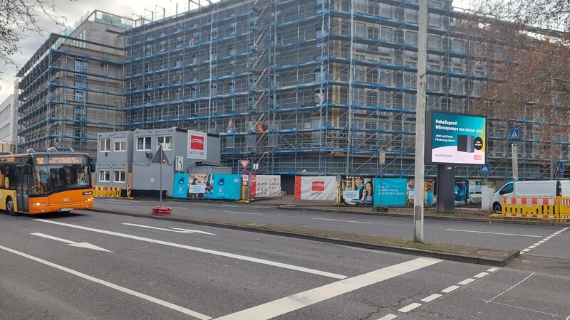 Auf der Baustelle des "Motel One" in der Koblenzer Innenstadt ist Erdgas ausgetreten.