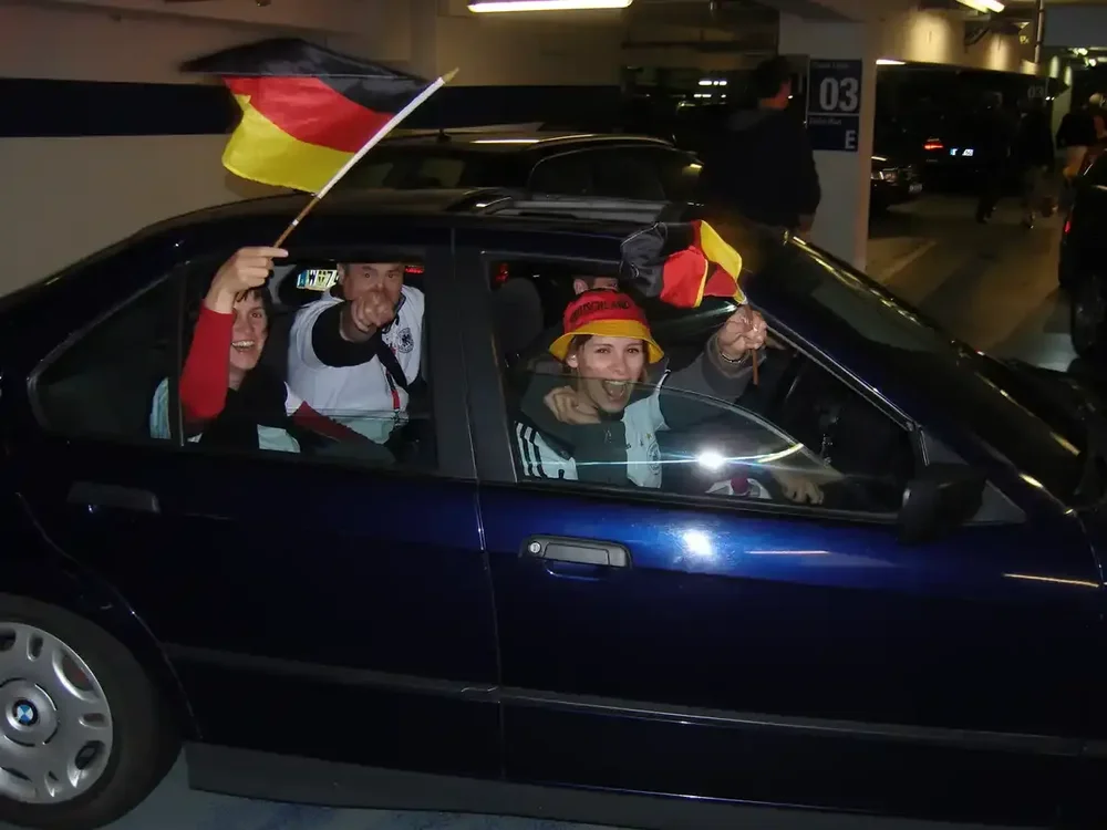 Autokorso ja - aber keine Regelverstöße.