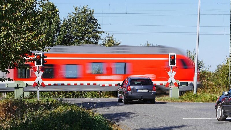 Bahnübergang (Symbolbild)