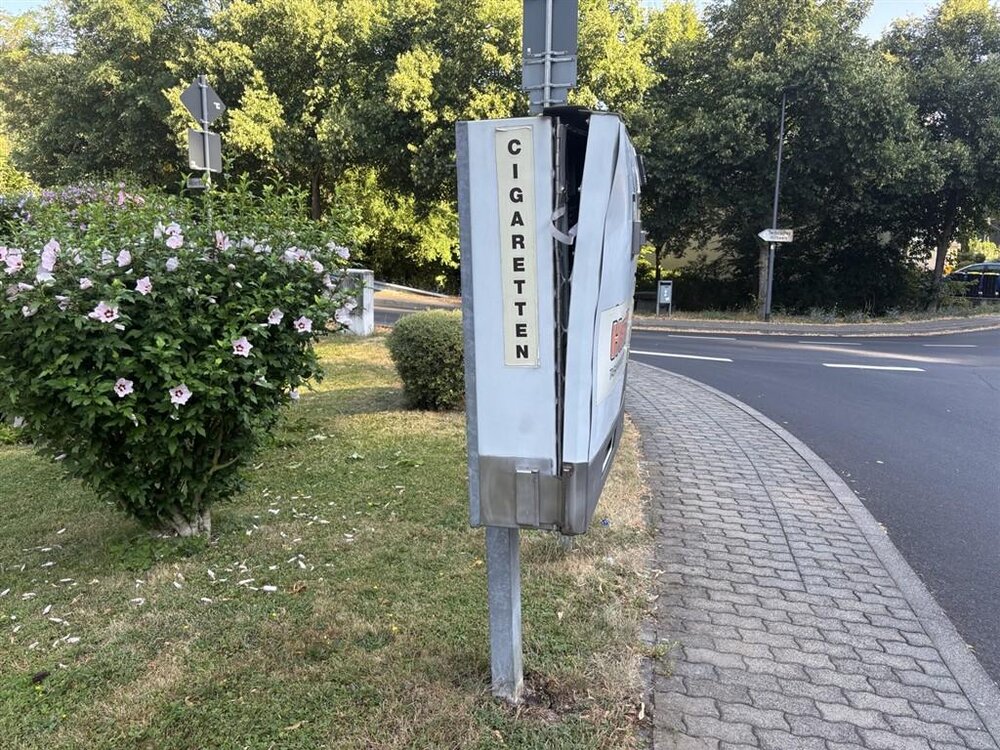 Versuchte Sprengung eines Zigarettenautomaten in Friedrichsegen.