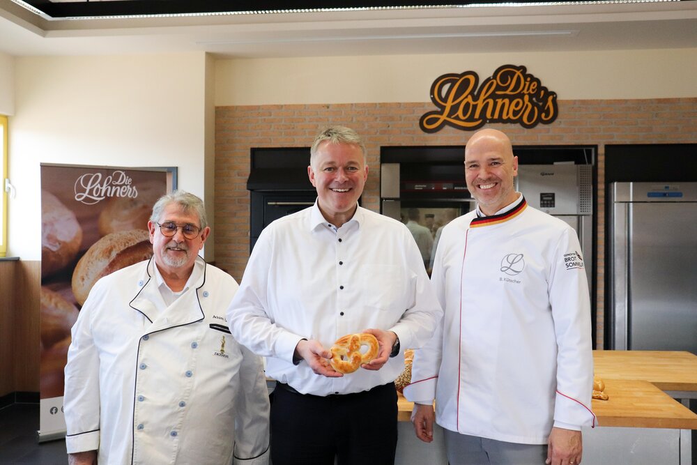 Achim Lohner, der rheinland-pfälzische Ministerpräsident Gordon Schnieder und Bernd Kütscher.