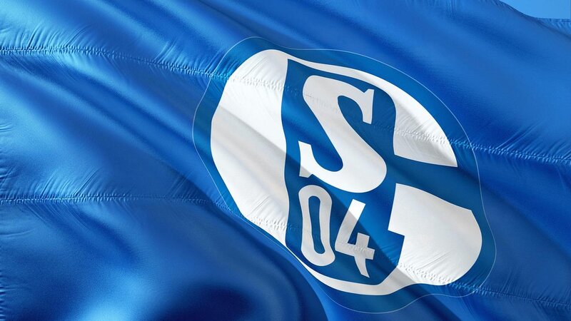 FC Schalke 04-Fahne (Symbolbild)